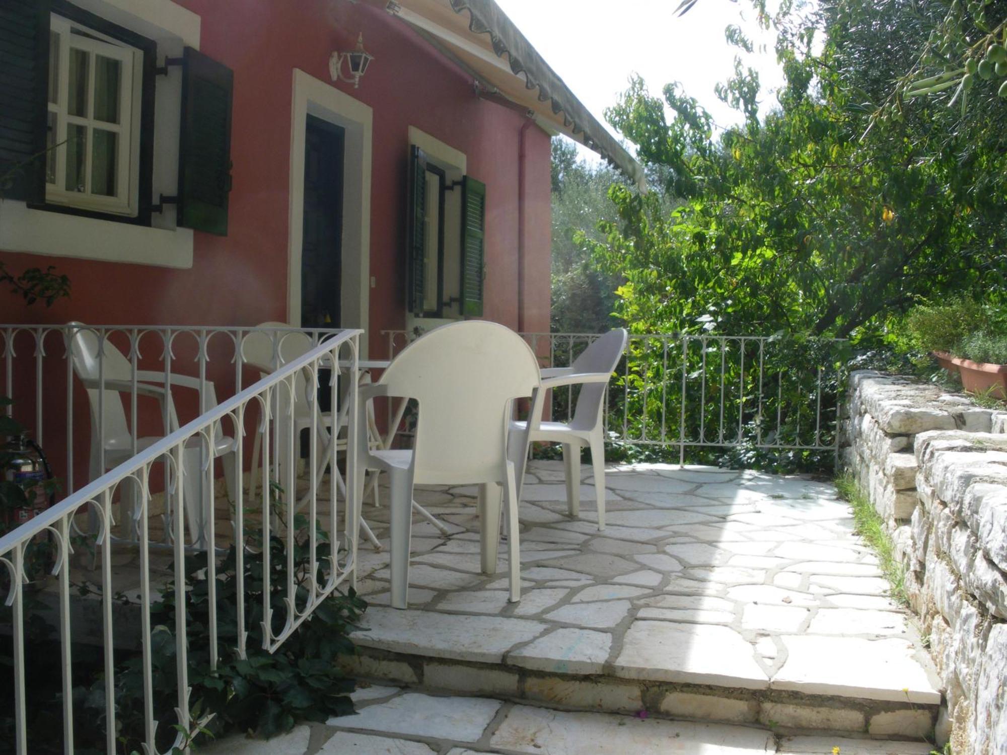 Apartament Aliki Agios Stefanos (Thinali)